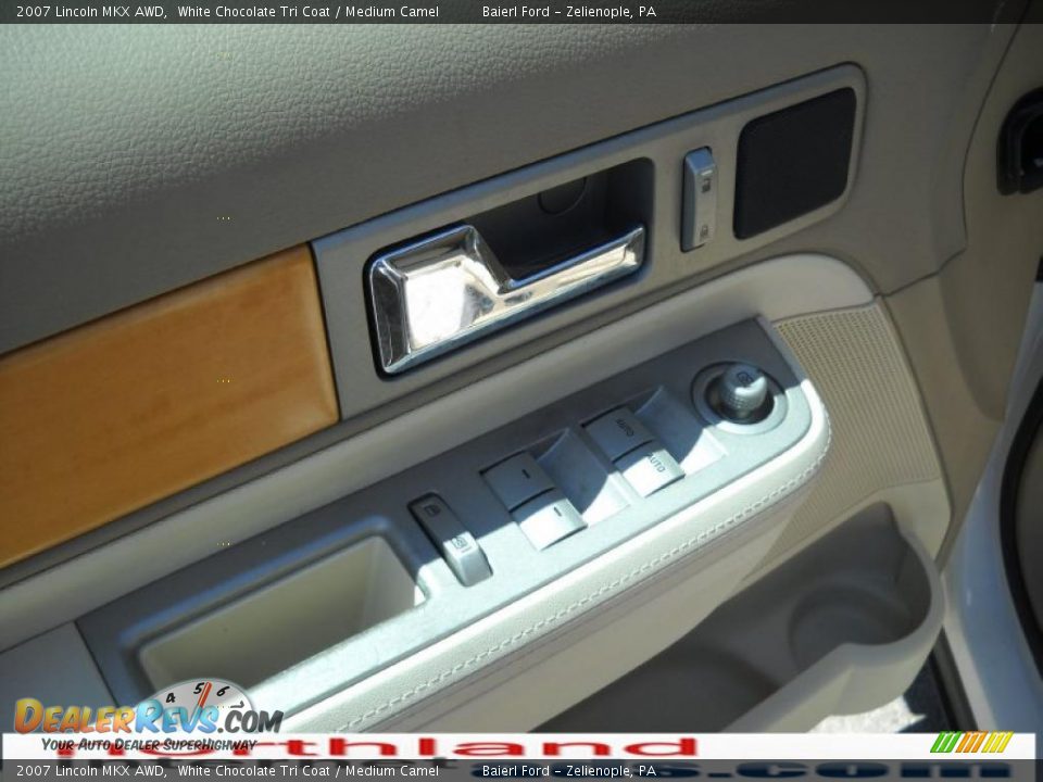 2007 Lincoln MKX AWD White Chocolate Tri Coat / Medium Camel Photo #15