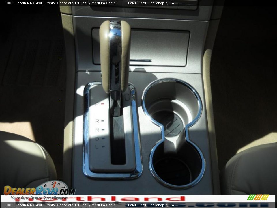 2007 Lincoln MKX AWD White Chocolate Tri Coat / Medium Camel Photo #17