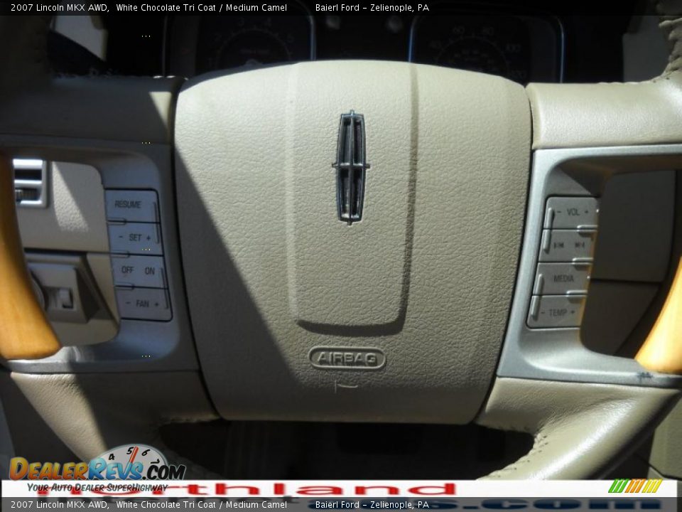 2007 Lincoln MKX AWD White Chocolate Tri Coat / Medium Camel Photo #19