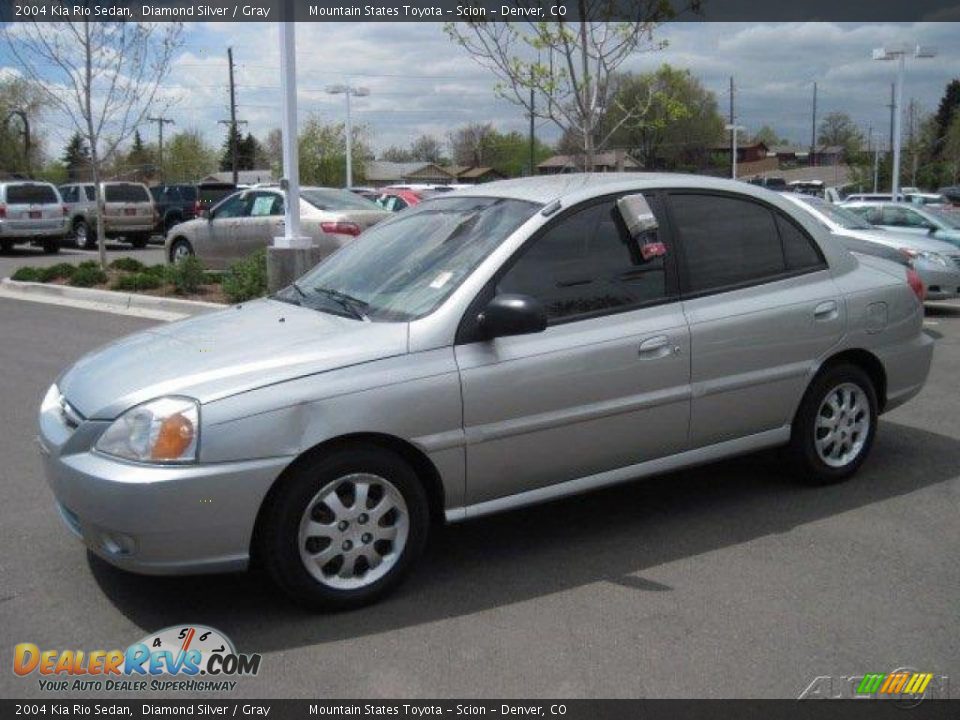 2004 Kia Rio Sedan Diamond Silver / Gray Photo #5
