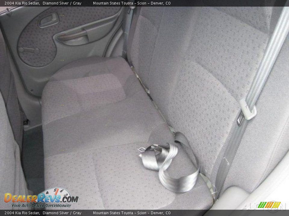 2004 Kia Rio Sedan Diamond Silver / Gray Photo #13