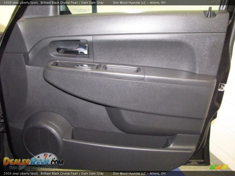2009 Jeep Liberty Sport Brilliant Black Crystal Pearl / Dark Slate Gray Photo #15