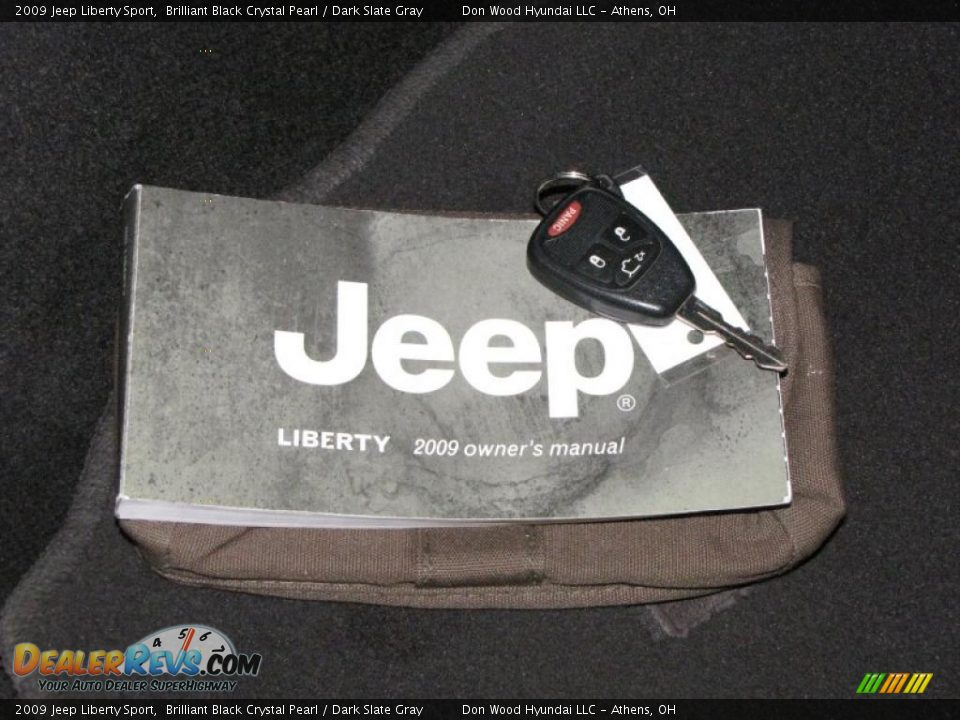 2009 Jeep Liberty Sport Brilliant Black Crystal Pearl / Dark Slate Gray Photo #18