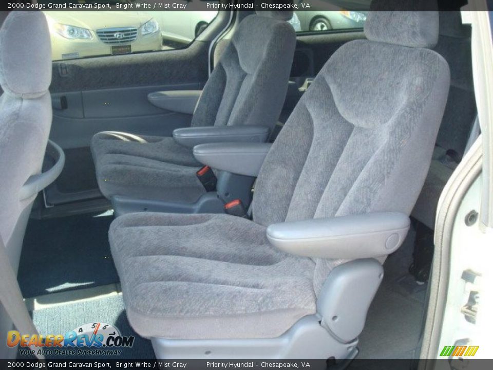 2000 Dodge Grand Caravan Sport Bright White / Mist Gray Photo #11
