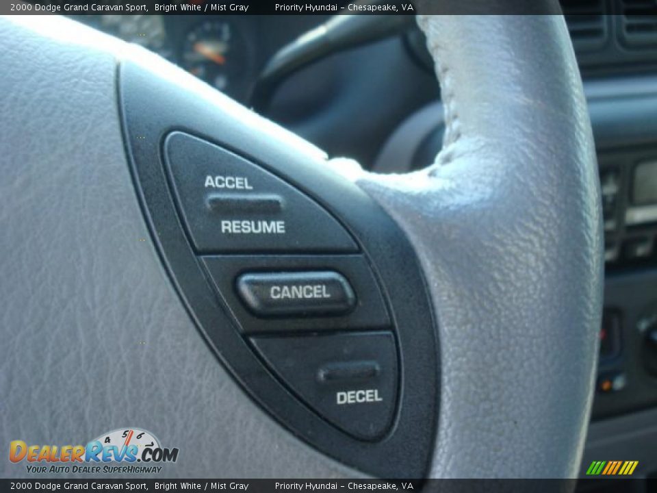 2000 Dodge Grand Caravan Sport Bright White / Mist Gray Photo #19