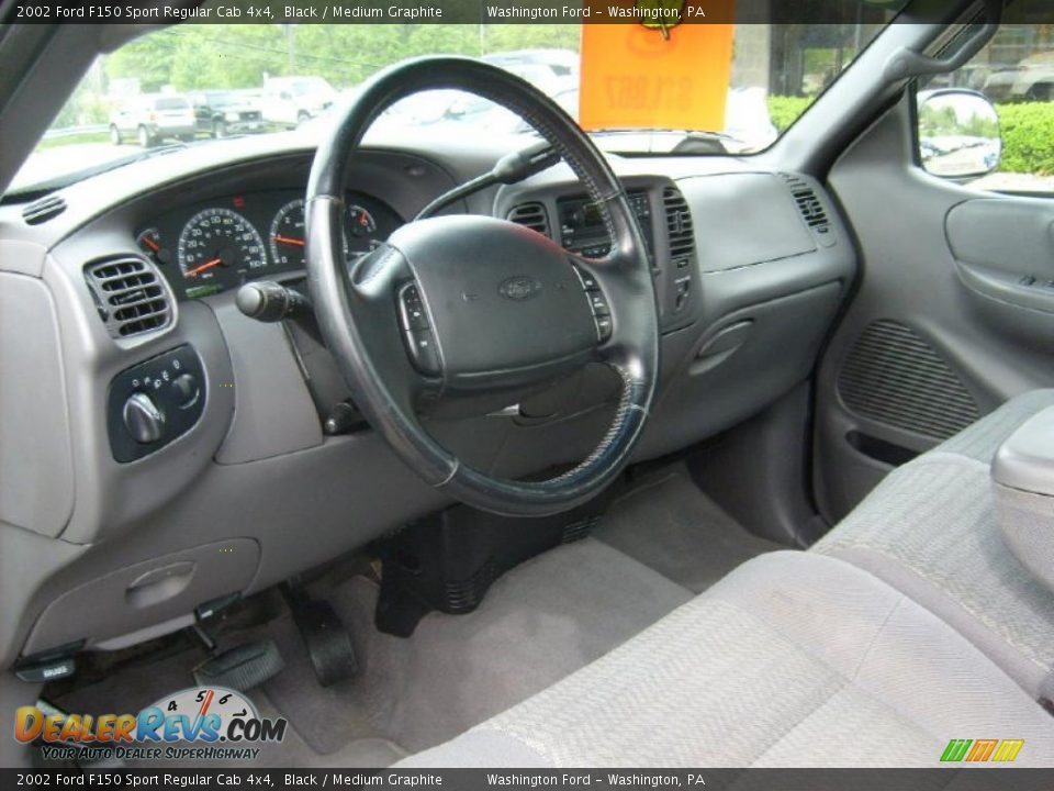 2002 Ford F150 Sport Regular Cab 4x4 Black / Medium Graphite Photo #12
