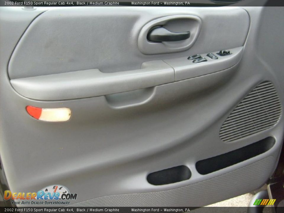 2002 Ford F150 Sport Regular Cab 4x4 Black / Medium Graphite Photo #13