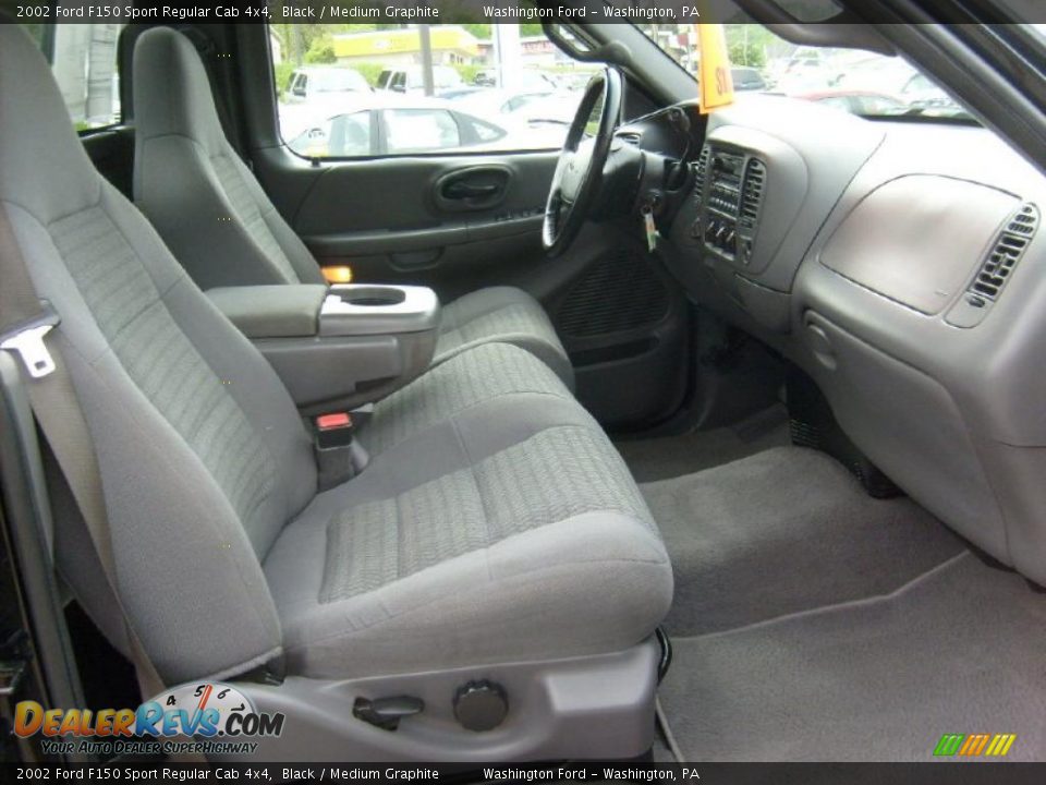 2002 Ford F150 Sport Regular Cab 4x4 Black / Medium Graphite Photo #15