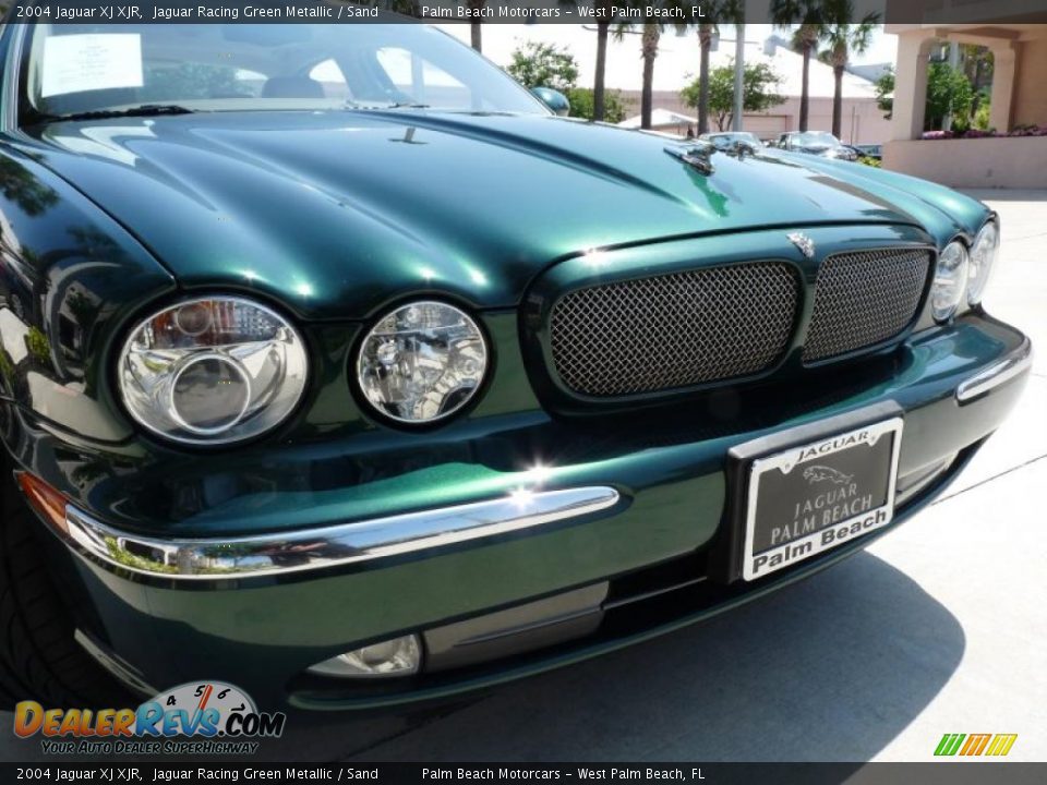 2004 Jaguar XJ XJR Jaguar Racing Green Metallic / Sand Photo #8