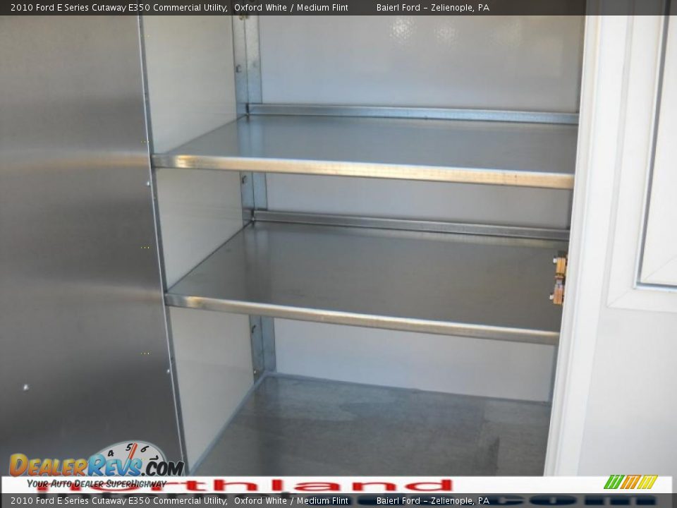 2010 Ford E Series Cutaway E350 Commercial Utility Oxford White / Medium Flint Photo #11