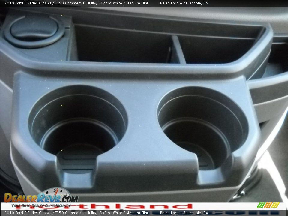 2010 Ford E Series Cutaway E350 Commercial Utility Oxford White / Medium Flint Photo #18