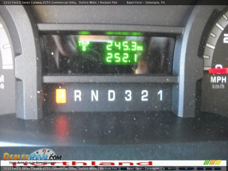 2010 Ford E Series Cutaway E350 Commercial Utility Oxford White / Medium Flint Photo #20