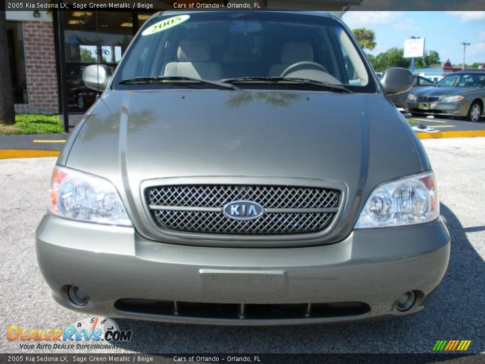 2005 Kia Sedona LX Sage Green Metallic / Beige Photo #2