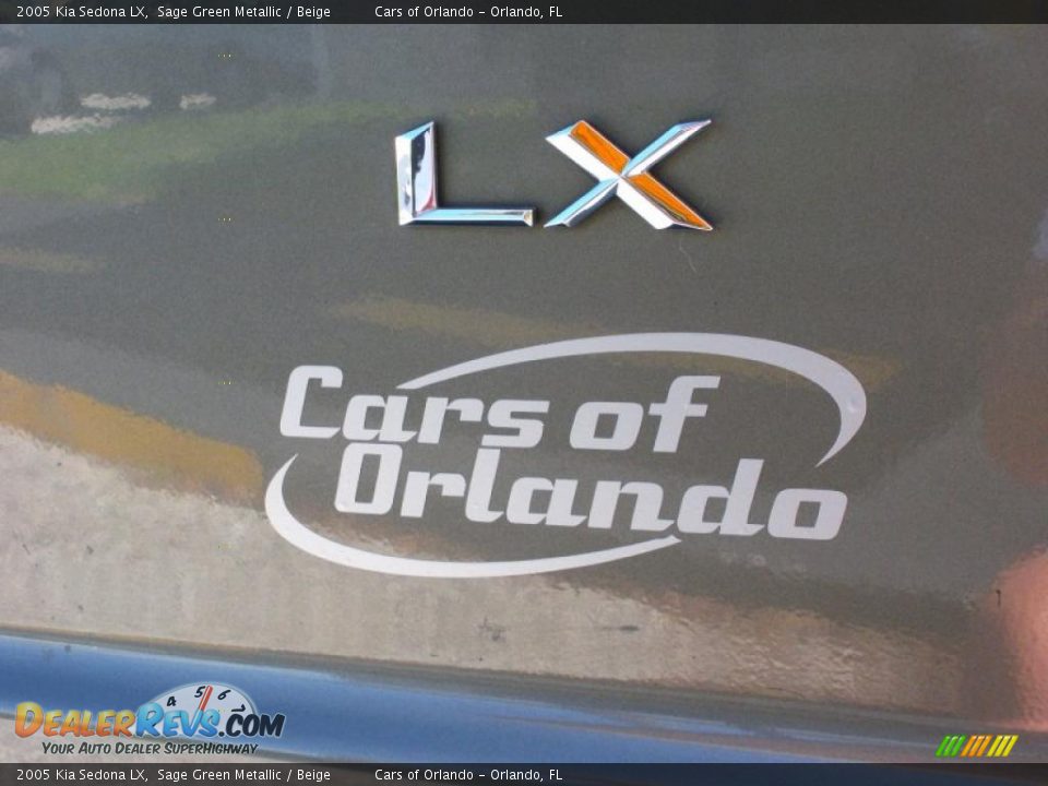 2005 Kia Sedona LX Sage Green Metallic / Beige Photo #10