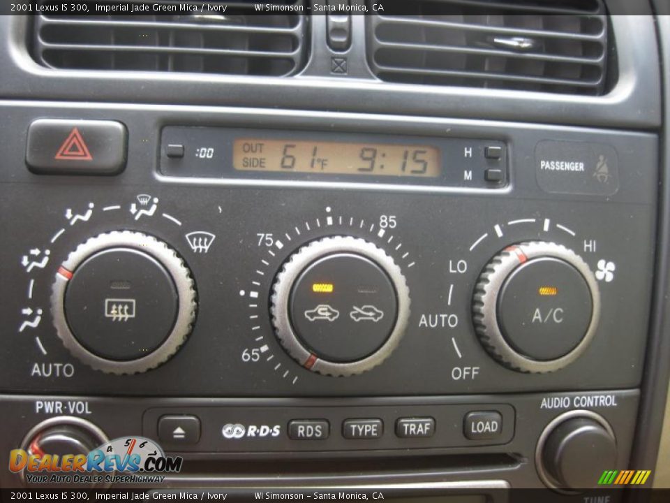 2001 Lexus IS 300 Imperial Jade Green Mica / Ivory Photo #14