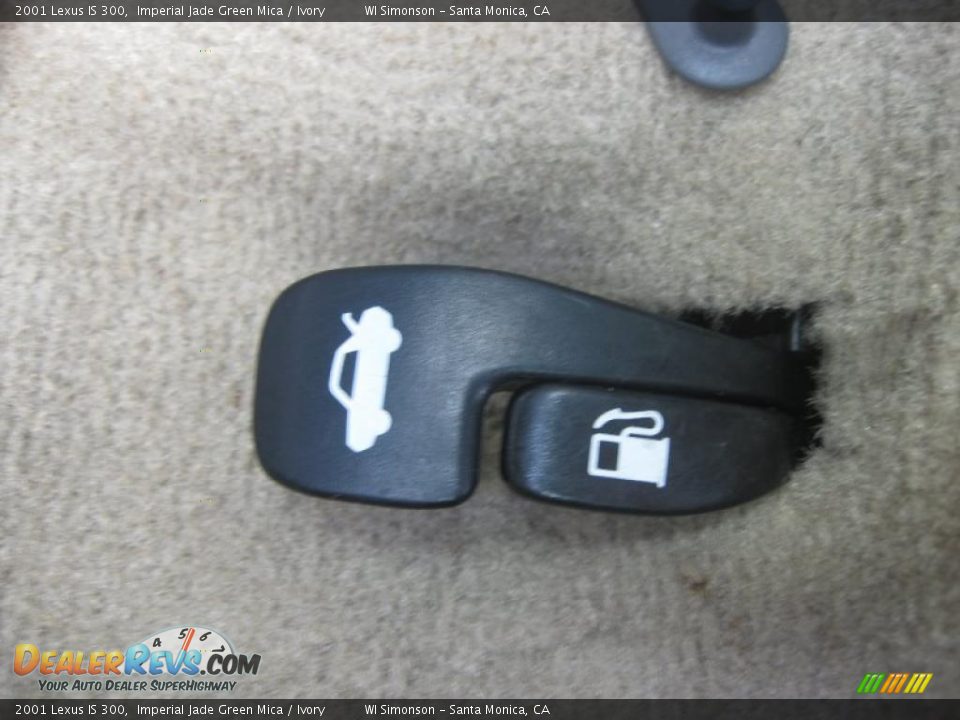 2001 Lexus IS 300 Imperial Jade Green Mica / Ivory Photo #24