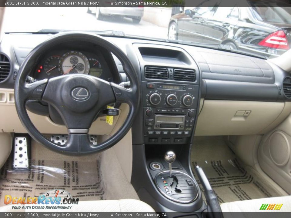 2001 Lexus IS 300 Imperial Jade Green Mica / Ivory Photo #28