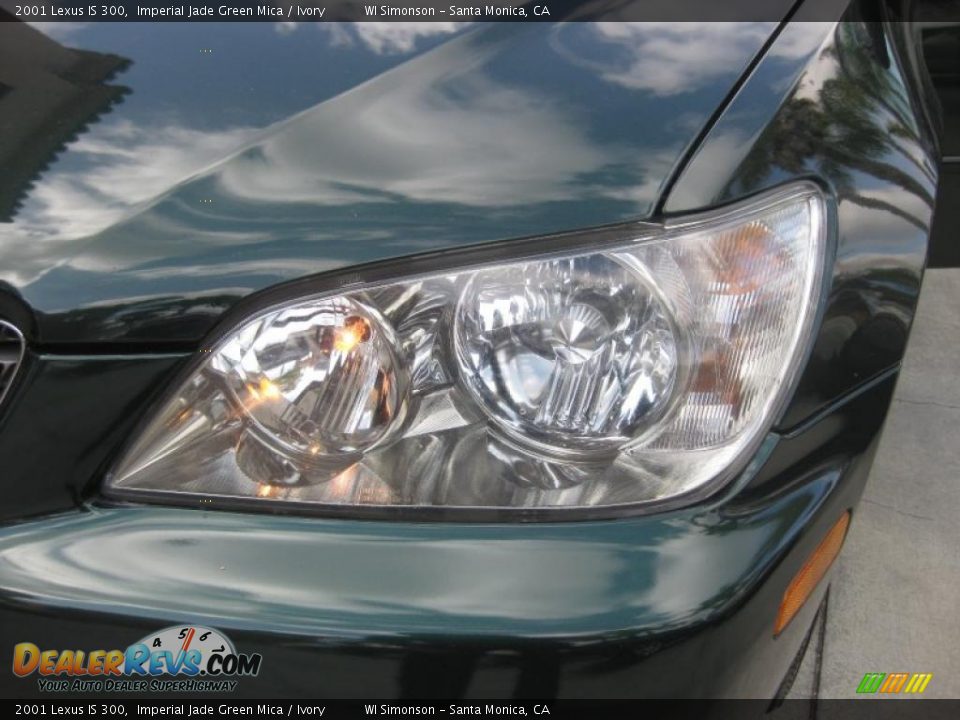 2001 Lexus IS 300 Imperial Jade Green Mica / Ivory Photo #32