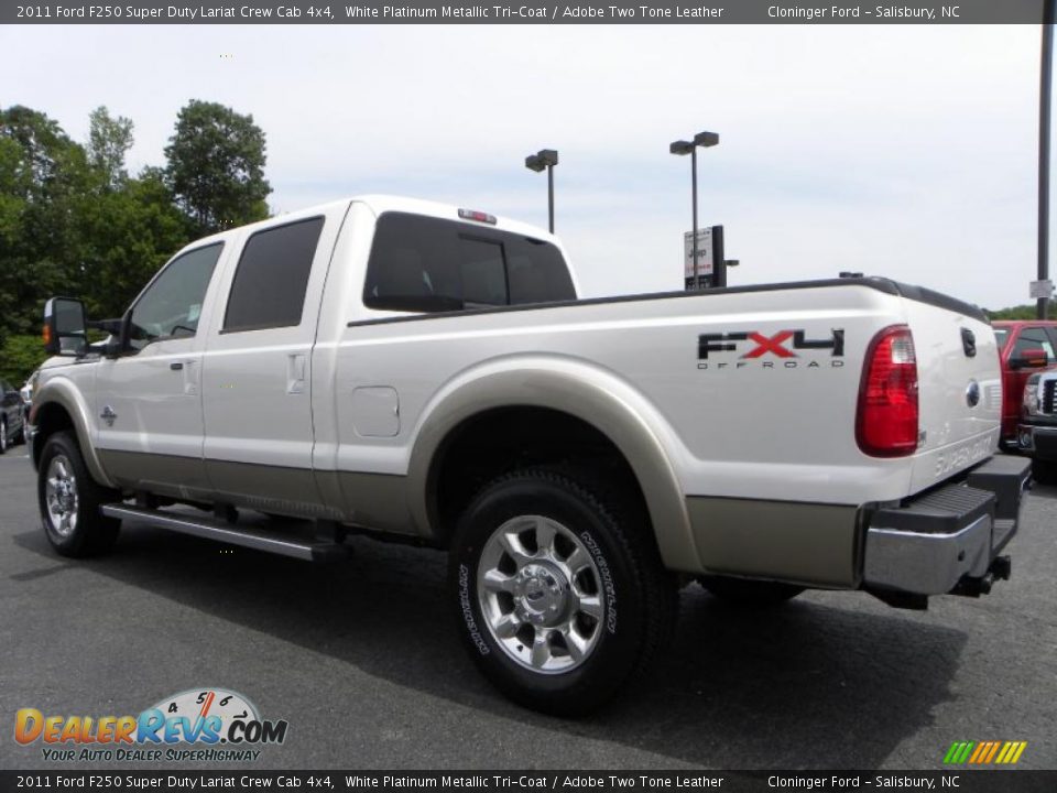 2011 Ford F250 Super Duty Lariat Crew Cab 4x4 White Platinum Metallic Tri-Coat / Adobe Two Tone Leather Photo #33