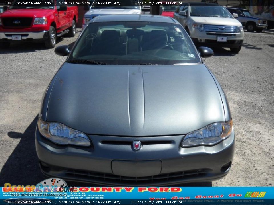 2004 Chevrolet Monte Carlo SS Medium Gray Metallic / Medium Gray Photo #19