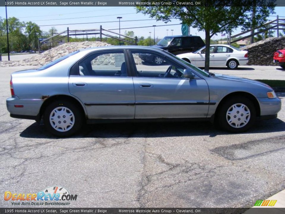 1995 Honda Accord LX Sedan Sage Green Metallic / Beige Photo #6