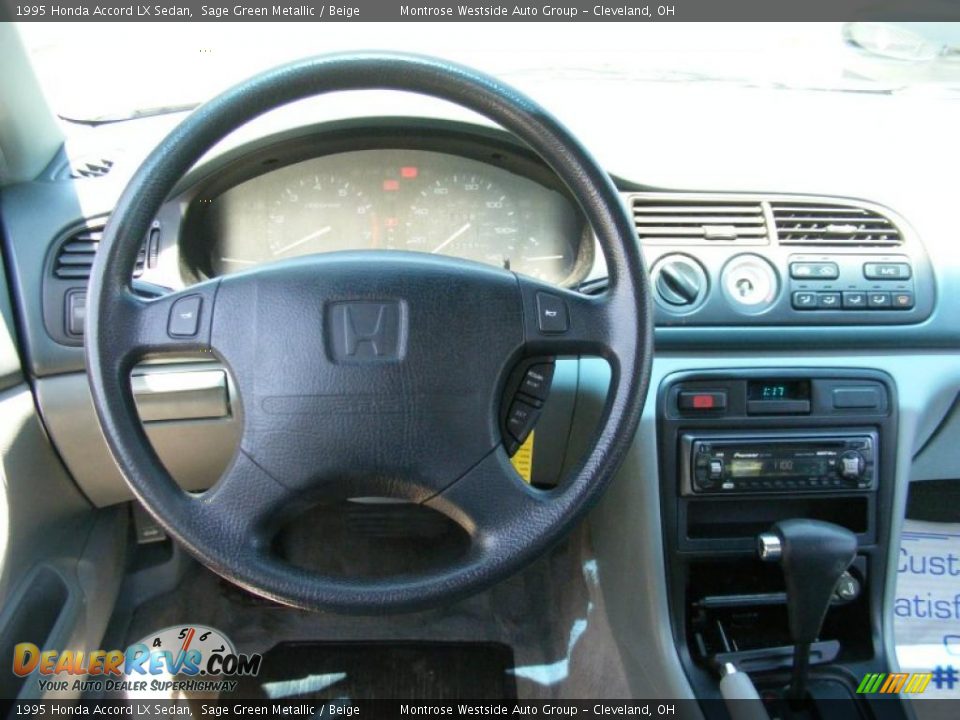 1995 Honda Accord LX Sedan Sage Green Metallic / Beige Photo #11