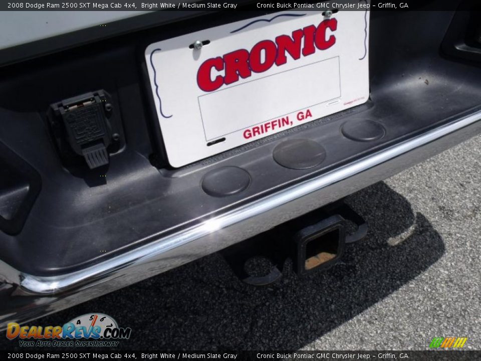 2008 Dodge Ram 2500 SXT Mega Cab 4x4 Bright White / Medium Slate Gray Photo #10