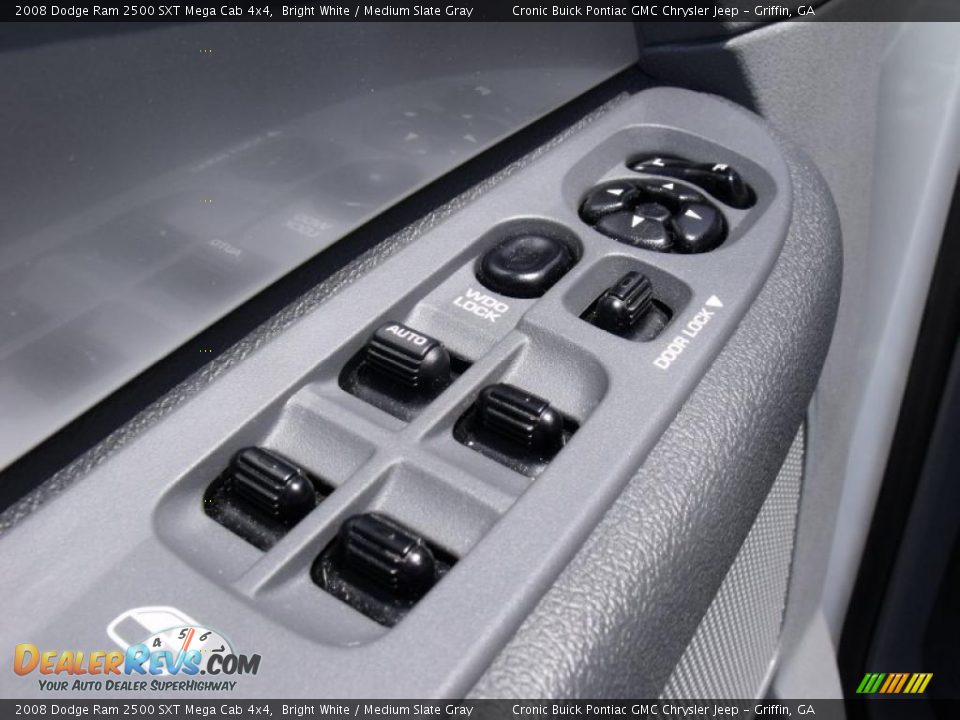 2008 Dodge Ram 2500 SXT Mega Cab 4x4 Bright White / Medium Slate Gray Photo #14