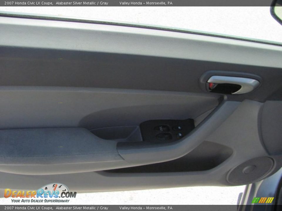 2007 Honda Civic LX Coupe Alabaster Silver Metallic / Gray Photo #10