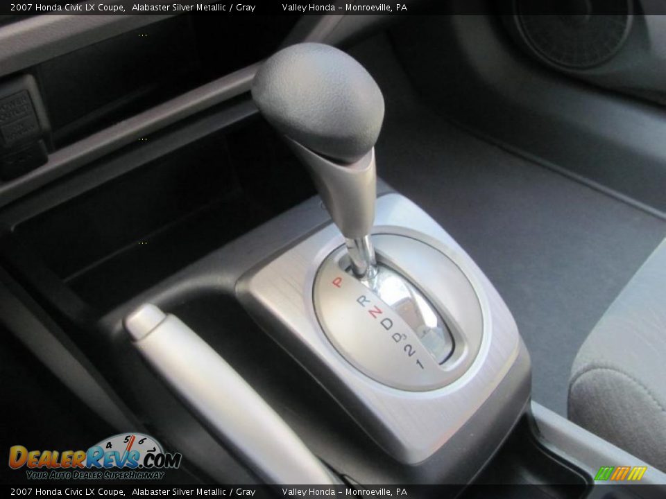 2007 Honda Civic LX Coupe Alabaster Silver Metallic / Gray Photo #12