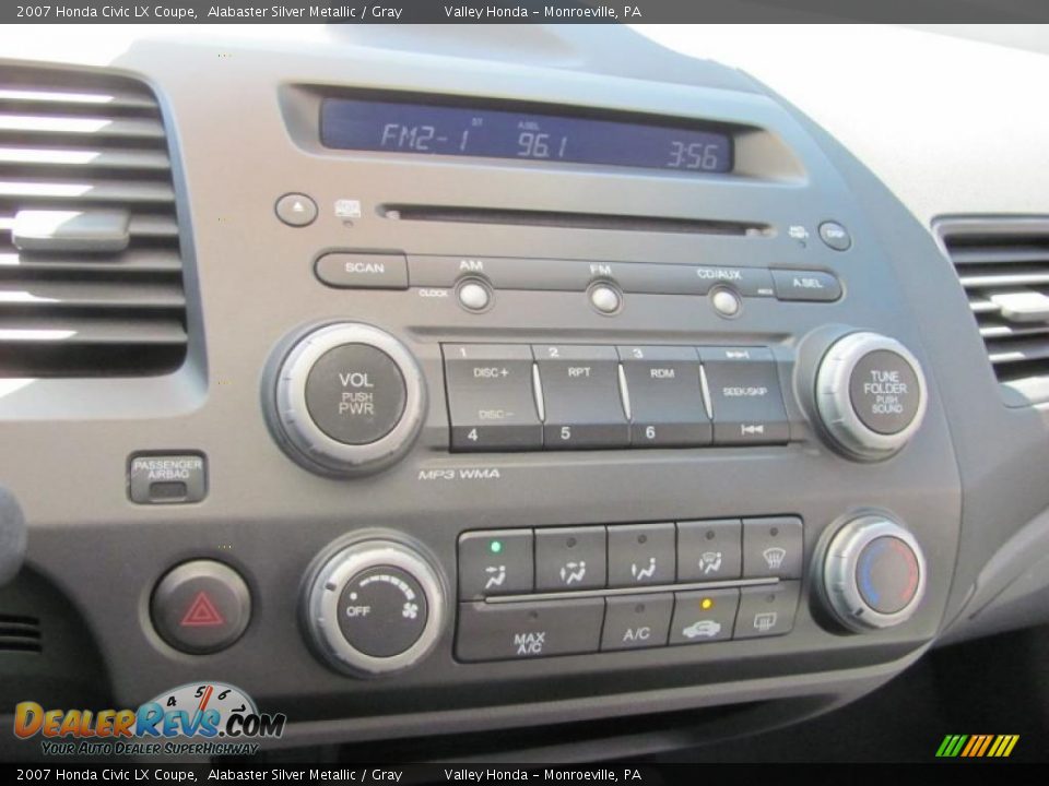 2007 Honda Civic LX Coupe Alabaster Silver Metallic / Gray Photo #13