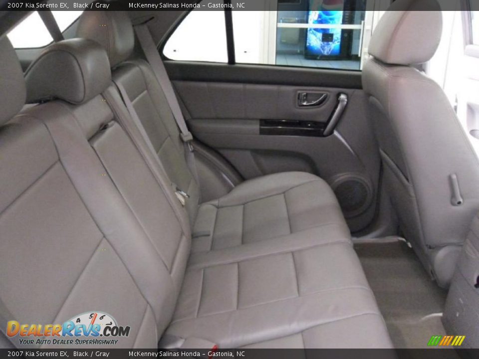 2007 Kia Sorento EX Black / Gray Photo #19