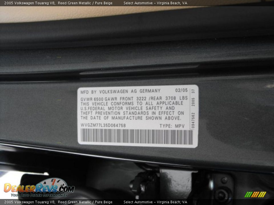 2005 Volkswagen Touareg V8 Reed Green Metallic / Pure Beige Photo #25