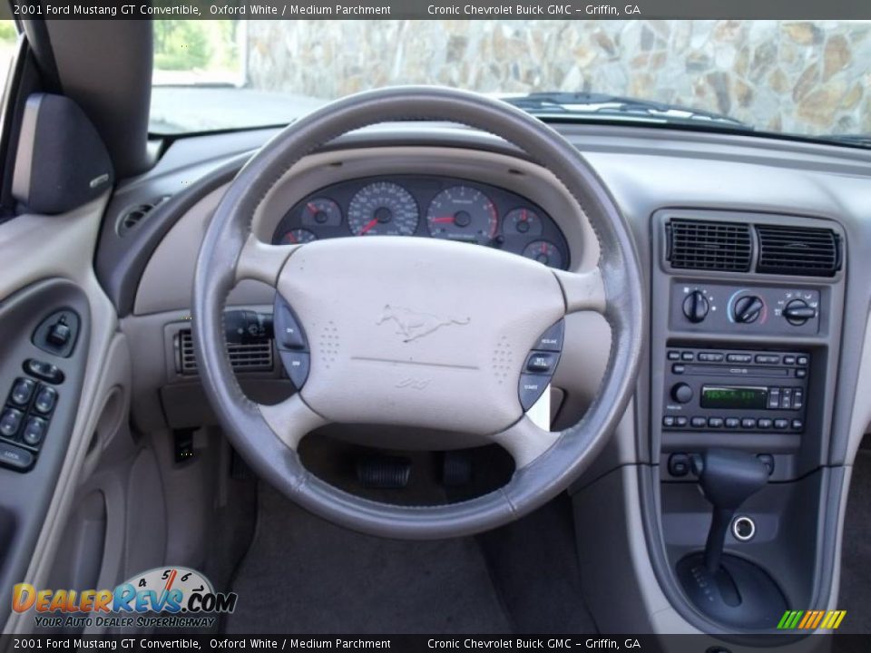 2001 Ford Mustang GT Convertible Oxford White / Medium Parchment Photo #16