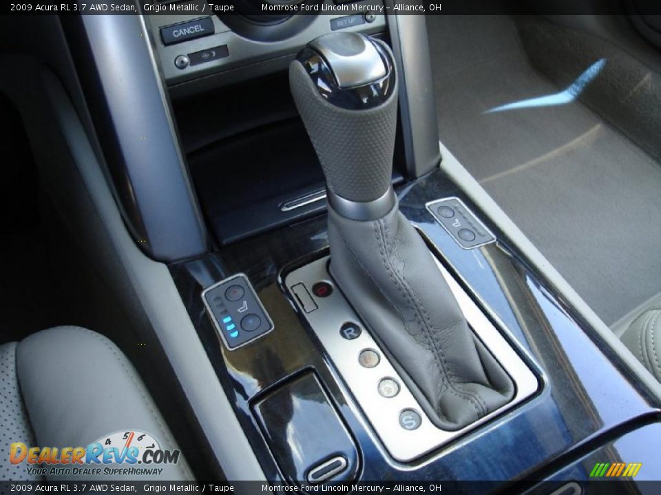 2009 Acura RL 3.7 AWD Sedan Grigio Metallic / Taupe Photo #31