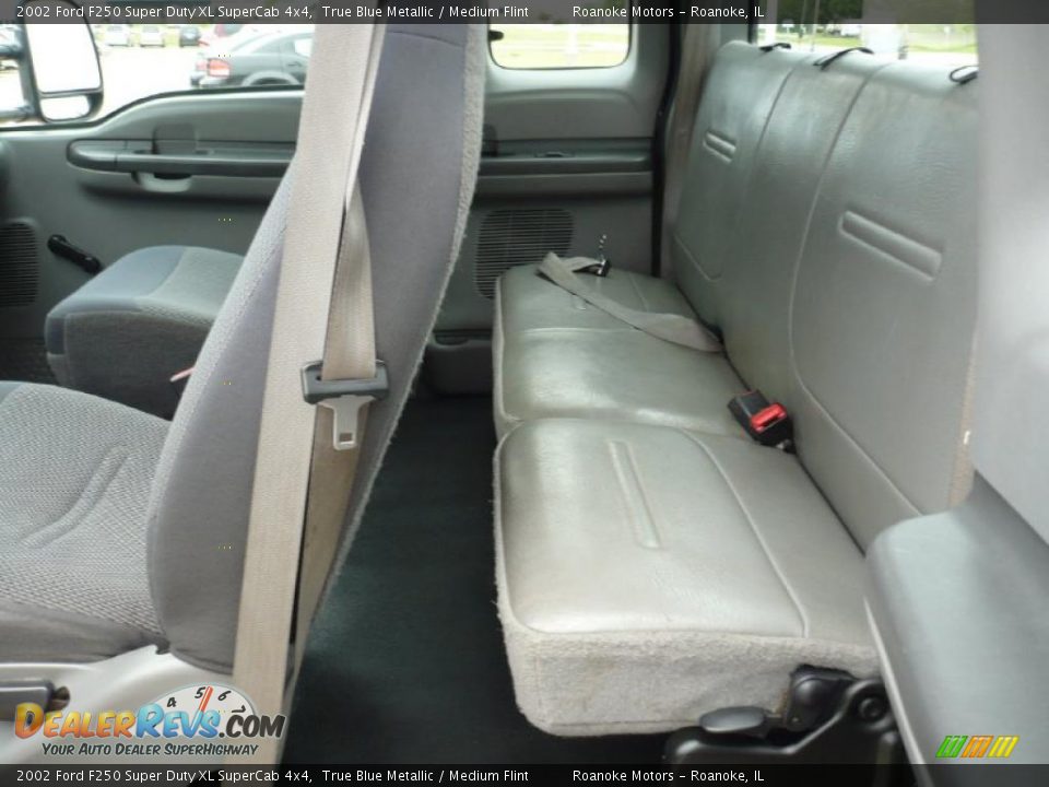 2002 Ford F250 Super Duty XL SuperCab 4x4 True Blue Metallic / Medium Flint Photo #10