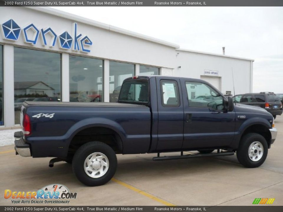 2002 Ford F250 Super Duty XL SuperCab 4x4 True Blue Metallic / Medium Flint Photo #15