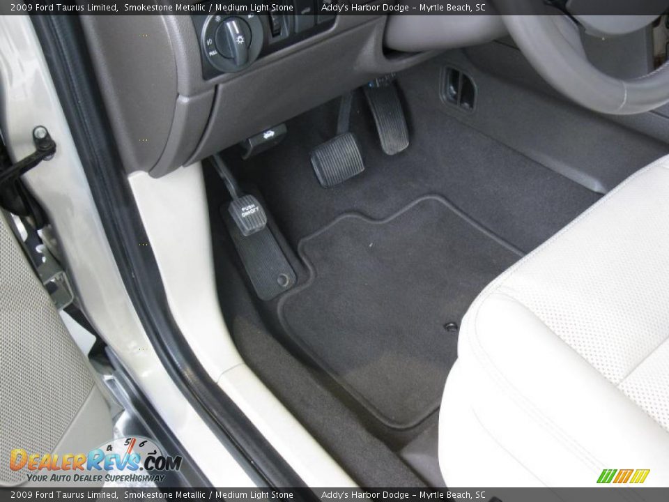 2009 Ford Taurus Limited Smokestone Metallic / Medium Light Stone Photo #13