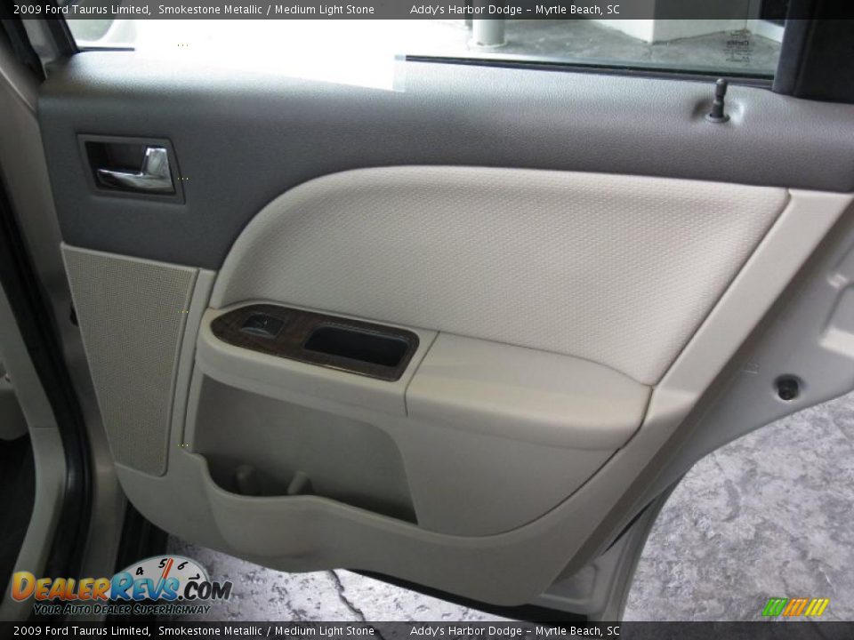 2009 Ford Taurus Limited Smokestone Metallic / Medium Light Stone Photo #17