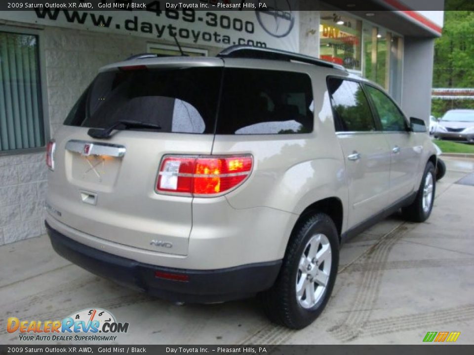 2009 Saturn Outlook XR AWD Gold Mist / Black Photo #2