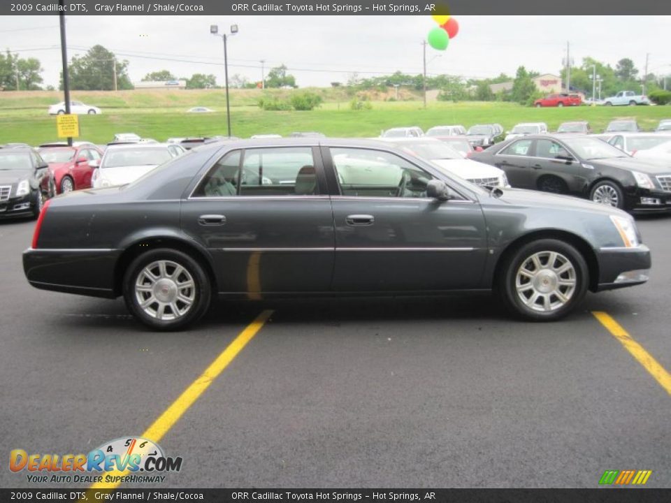 2009 Cadillac DTS Gray Flannel / Shale/Cocoa Photo #3