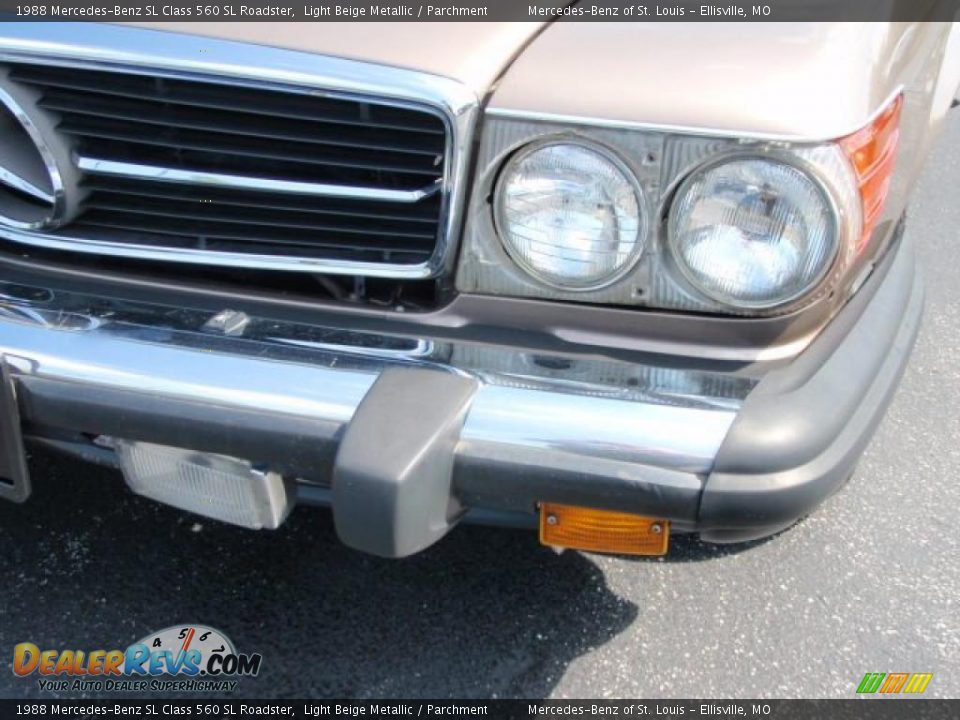 1988 Mercedes-Benz SL Class 560 SL Roadster Light Beige Metallic / Parchment Photo #6