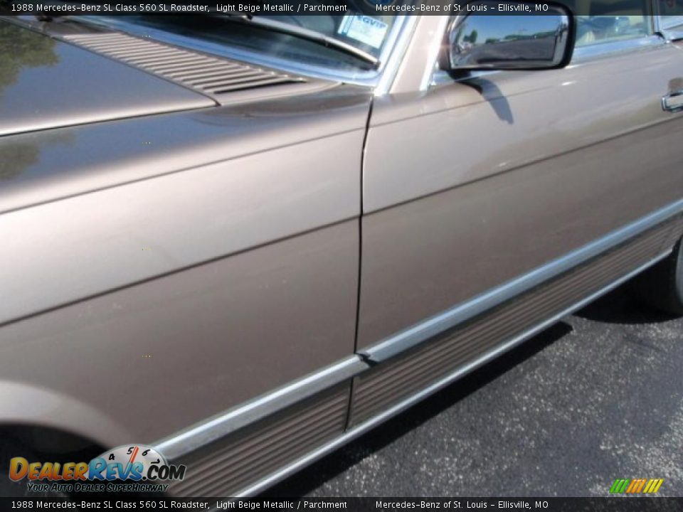 1988 Mercedes-Benz SL Class 560 SL Roadster Light Beige Metallic / Parchment Photo #11