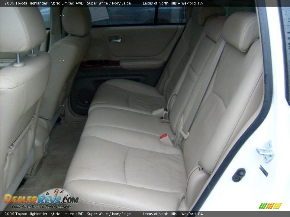 2006 Toyota Highlander Hybrid Limited 4WD Super White / Ivory Beige Photo #13