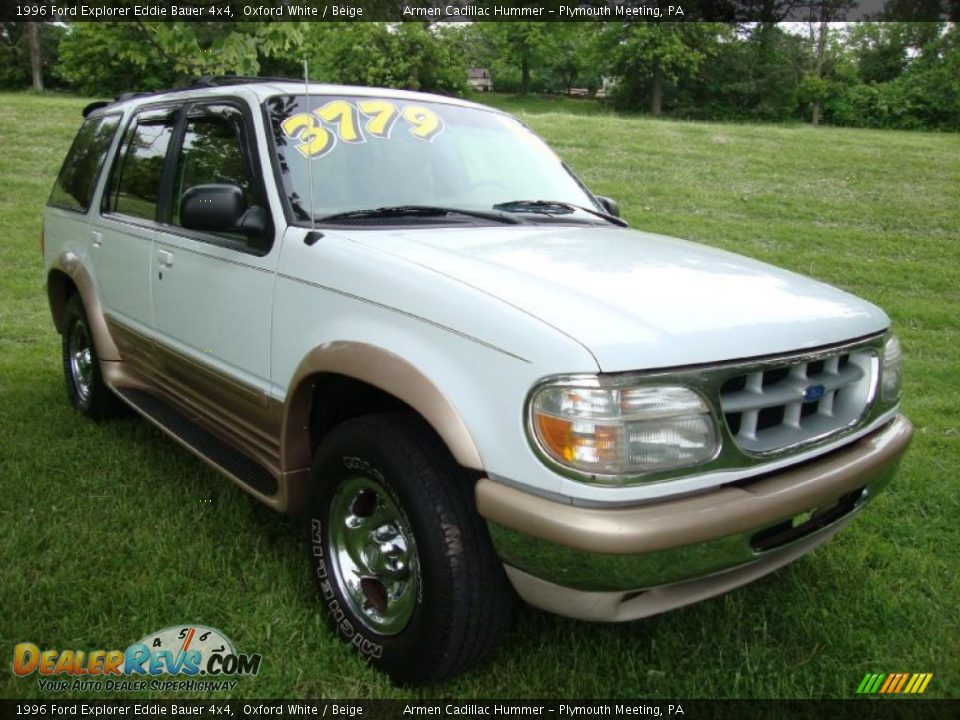 1996 Ford Explorer Eddie Bauer 4x4 Oxford White / Beige Photo #4