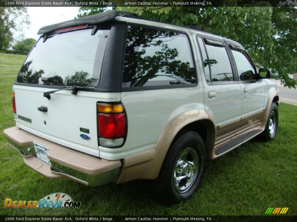 1996 Ford Explorer Eddie Bauer 4x4 Oxford White / Beige Photo #7