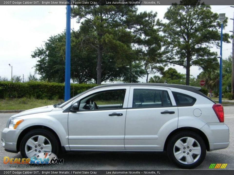 2007 Dodge Caliber SXT Bright Silver Metallic / Pastel Slate Gray Photo #2