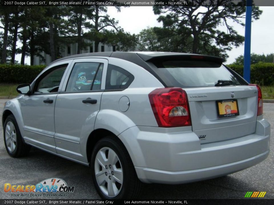 2007 Dodge Caliber SXT Bright Silver Metallic / Pastel Slate Gray Photo #3