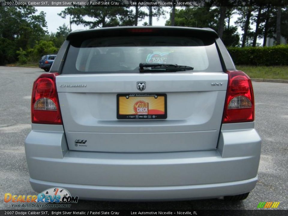 2007 Dodge Caliber SXT Bright Silver Metallic / Pastel Slate Gray Photo #4