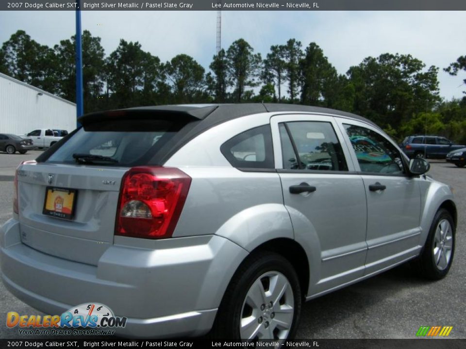 2007 Dodge Caliber SXT Bright Silver Metallic / Pastel Slate Gray Photo #5